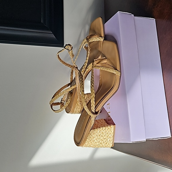 Madden Girl raffia, ankle strap, block heel sandals - Picture 2 of 5